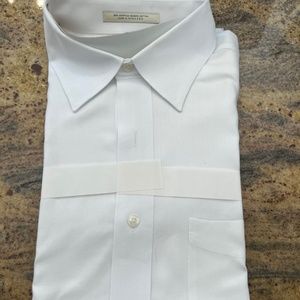 Men's Joseph Abboud white Dress Shirt (Size 17 * 34-35)
